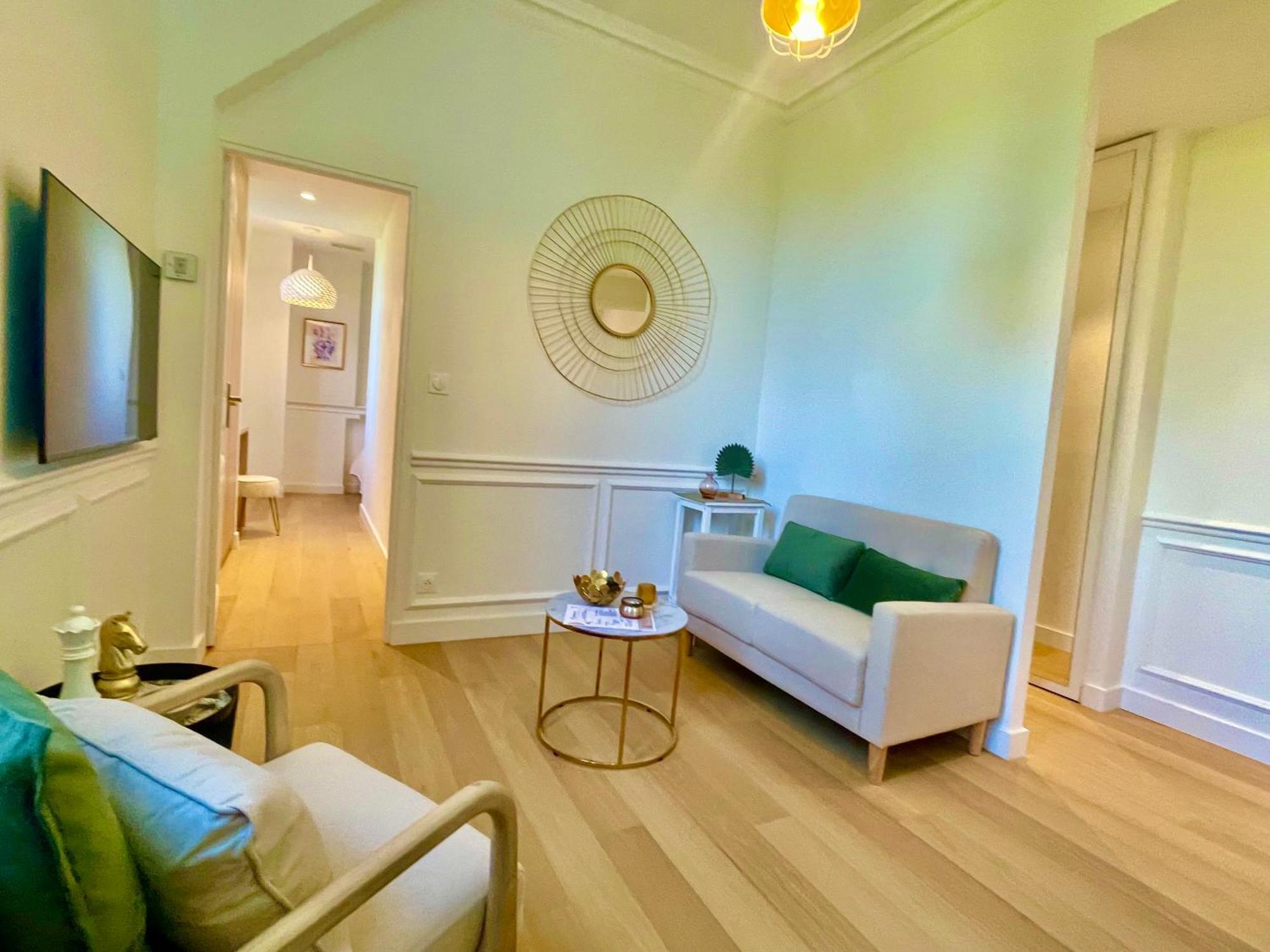 Appartements De Charme Du General Leclerc - Place D'Erlon - Hypercentre - Gare - Reims Buitenkant foto