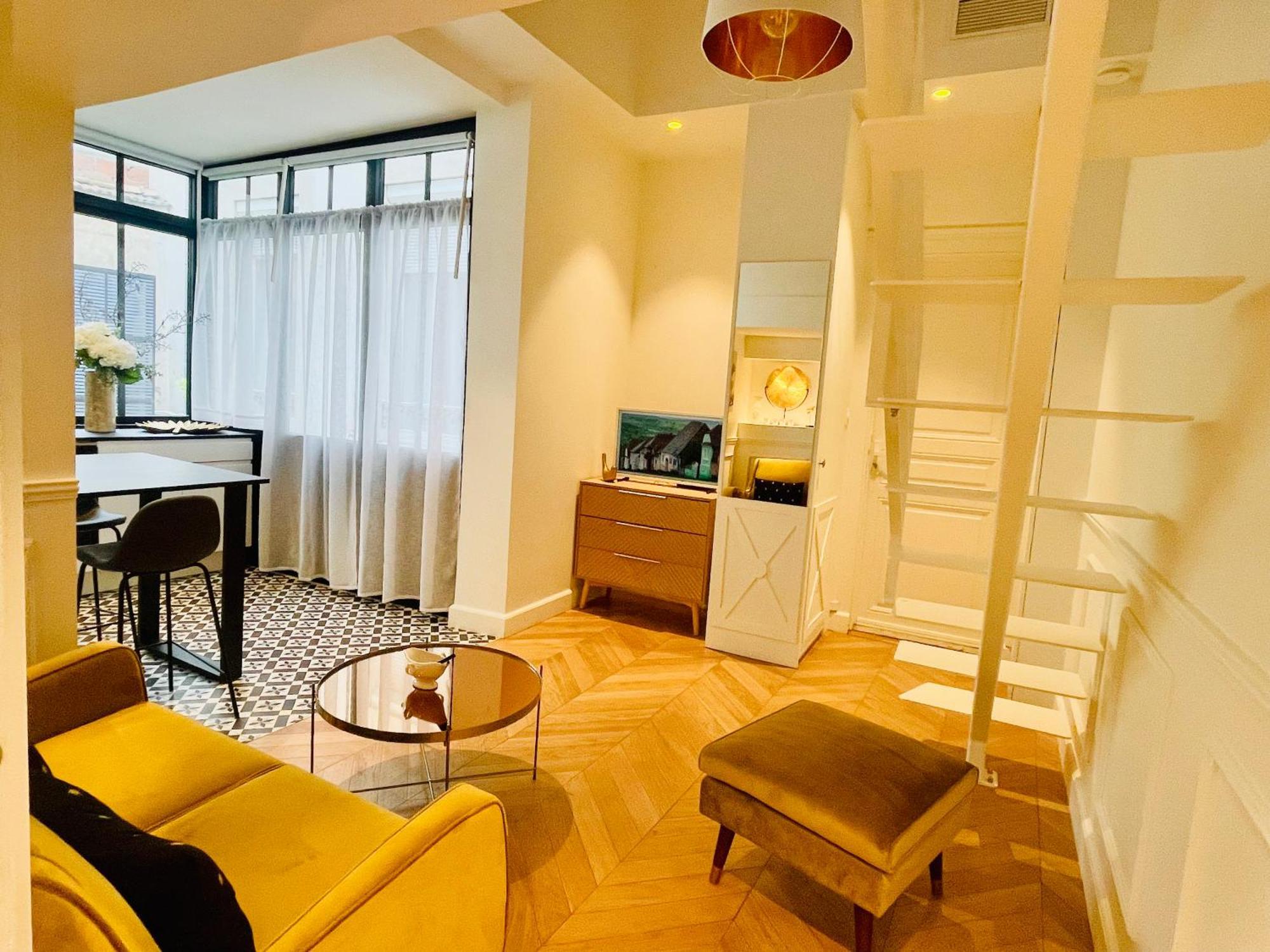 Appartements De Charme Du General Leclerc - Place D'Erlon - Hypercentre - Gare - Reims Buitenkant foto